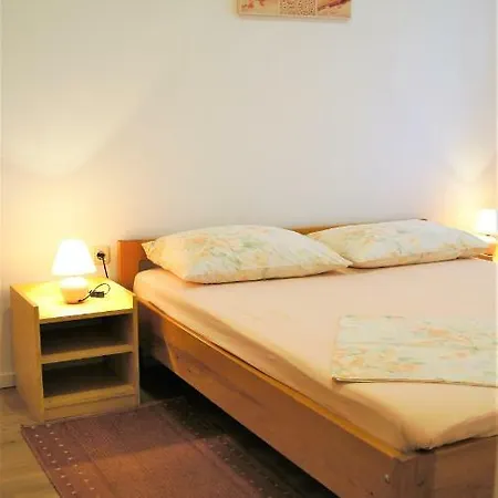 Nena Apartmán